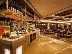 自助取餐区-东莞塘厦三正半山温泉酒店·沙利文西餐厅
