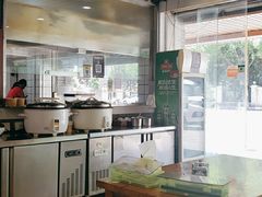 -张小文胡辣汤(龙柏新村店)
