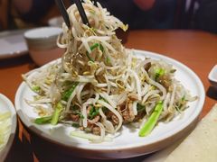 豆芽炒肉-老昌春饼(中央大街店)