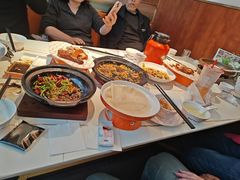 -阿瓦山寨·湘菜现炒·剁椒鱼头王(咸阳总店)