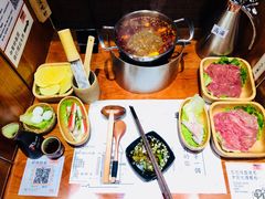 -独食火锅·半米屋台(直营总店)