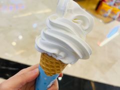鲜奶冰淇淋-盒马鲜生(皇庭广场店)