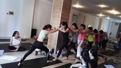 -无界瑜伽普拉提