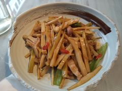 油焖春笋尖-食客堂麻婆豆腐专门店