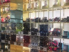 -VENCHI 闻绮(上海佛罗伦萨小镇店)