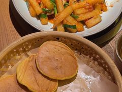 -吃饭皇帝大土家民族菜(正大广场店)