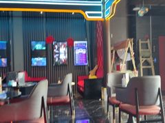 -屋有岛沉浸游戏旗舰店(中山公园店)