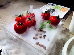 番茄脆菇沙拉-小大董·烤鸭(凤凰汇店)