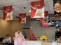 -麦当劳(乳山路店)