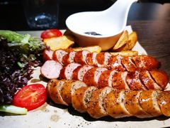 德国香肠拼盘-The Cheebat 锌吧·Bistro(体育西店)