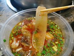 -肖肖酸萝卜鱼火锅(总店)