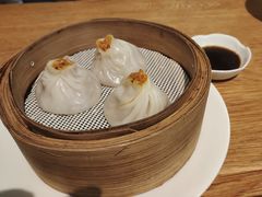 招牌蟹黄小笼包-花悦豆香