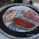 酒水略贵，内部有台球厅，钓虾的地方，空气也很不错