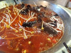 -味之溢美蛙仔姜兔·肥肠鱼•耗儿鱼(文星店)