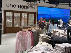 -ONE MOMENT(北京朝外店)