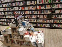 -钟书阁(群光广场店)