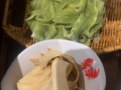 -七欣天香辣蟹火锅(上海银亿滨江店)