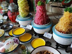-山里屯铁锅炖·东北菜(康桥店)