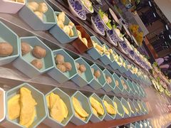 -新艺自助美食城(中山路店)