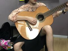 -何顺华吉他沙龙