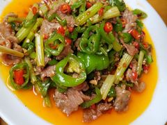 -乐山食古香跷脚牛肉