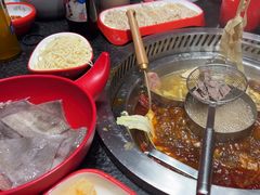 -醉董牛川派鲜肉自选火锅(烟台店)