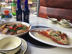 -鑫悦楼煎蟹·16年海鲜大排档