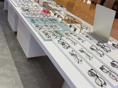 -罗伯特眼镜·蔡司官方授权(前海桂湾店)