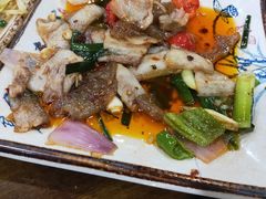 -黄桷树曹家私房菜(江与城店)