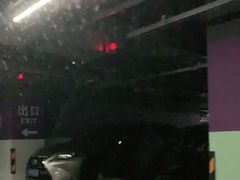 -金虹桥国际中心·停车场
