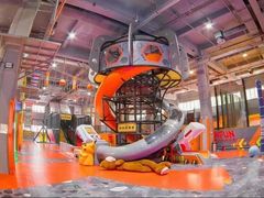 -嗨翻Hi-Fun竞技主题乐园·蹦床亲子生日轰趴(国光1937店)