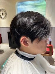 -PE SALON
