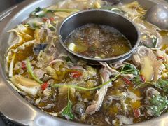 -黑河坝泡姜鸡贡椒鱼(贾旗路店)