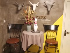 -HIGH FIVE哈福手工汉堡(桂林路店)