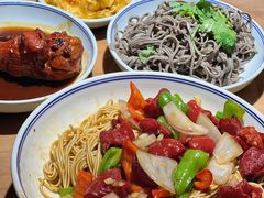 咸蛋黄狮子头-十面春风·江南面馆(崇宁路店)