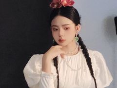 -金夫人化妆摄影职业培训学校