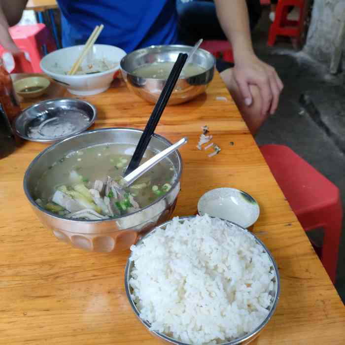 水巷口姚记辣汤饭店-"这是一家和我同龄的老店.91年开店至今,.