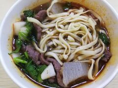 生烫牛肉面-江三王记牛杂馆(总店)