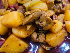 -牛一嘴·兰州牛肉面·大盘鸡(财富中心店)