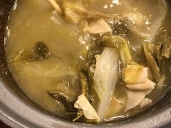 -周鱼小馆石锅酸菜鱼(活力汇店)