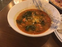 意大利香肠菜豆羽衣甘蓝汤-PIZZA BIANCA(万象城店)