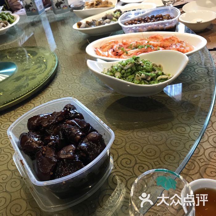 娘舅大石头