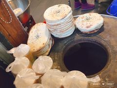 -何太太馄饨面铺(大浒东苑店)