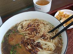 -百年老字号·观振兴蟹黄面·三虾面·苏式面(观前街富仁坊巷店)