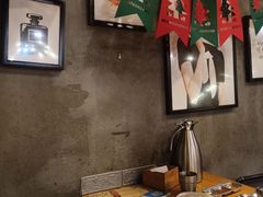 大堂-极简·炭火烤肉主题餐厅·龙虾烧烤·烤羊排(宝龙店)