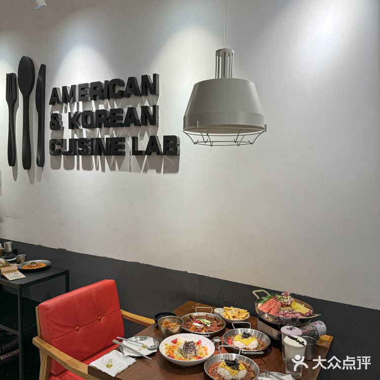 想吃韩式料理，就来武汉阿卡吧！