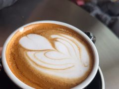 -三勾JJJ Burger&Coffee(梅溪湖店)