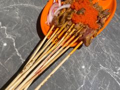 -威记烧嘢·南宁烧烤·超级生牛(绿地店)