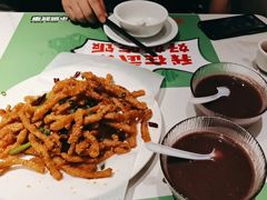-鑫小城故事·藕汤·家常菜(台北一路总店)