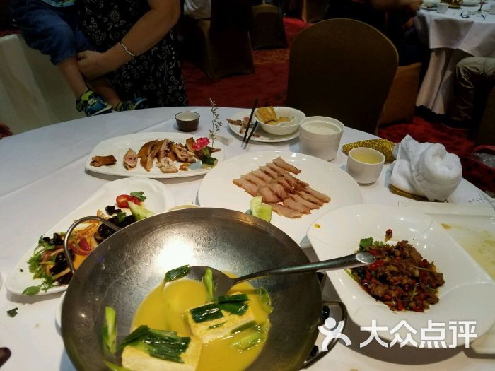 侨城一品酒楼的点评